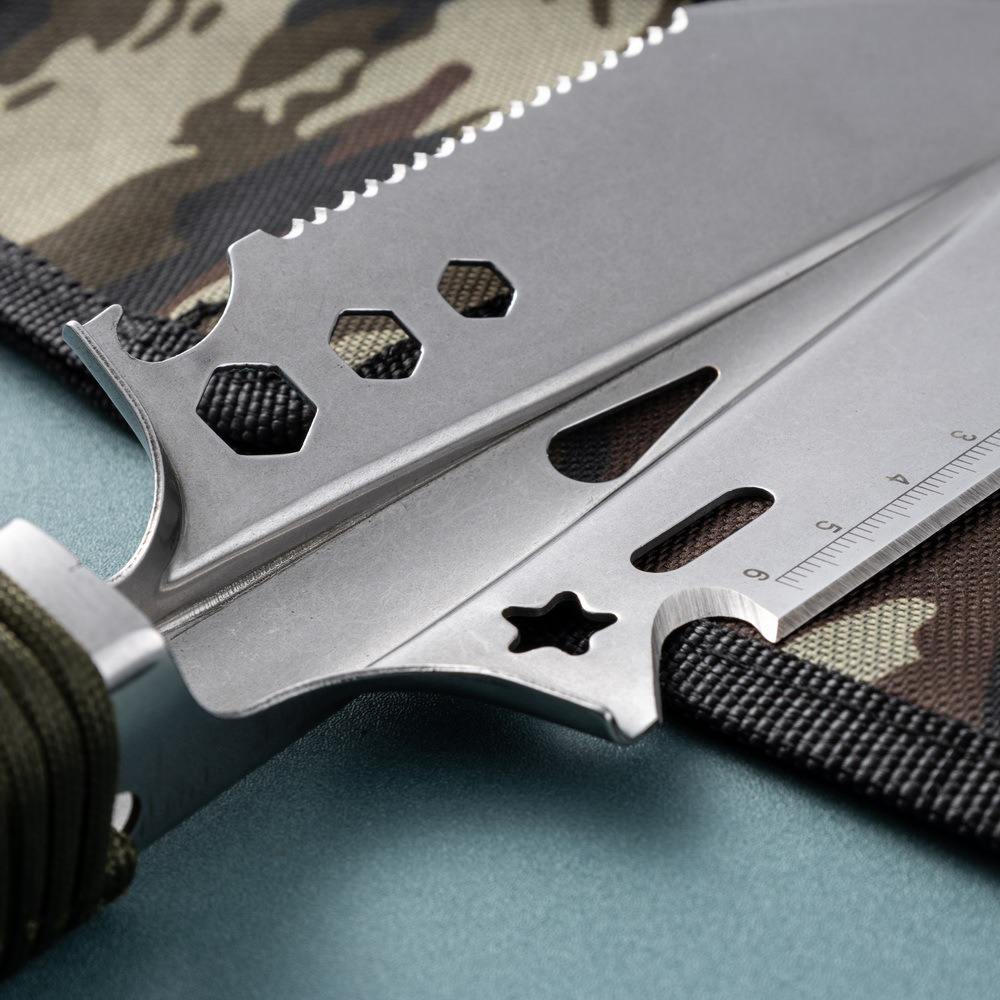 Stainless steel shovel head with serrated edge and hanging holes